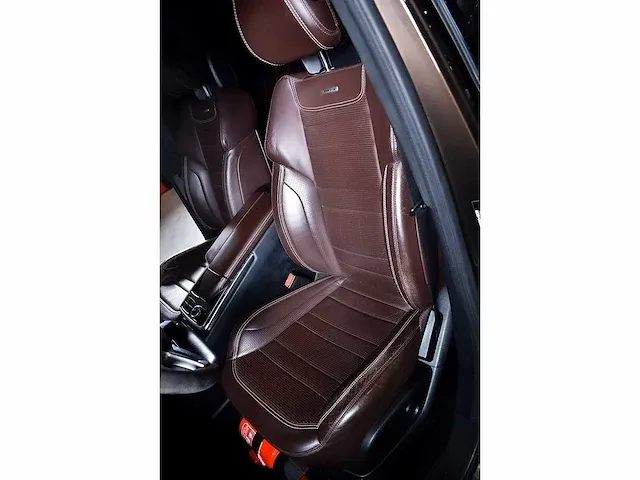 Mercedes-benz ml63 amg suv 5,5l v8 - 2014 - afbeelding 43 van  70