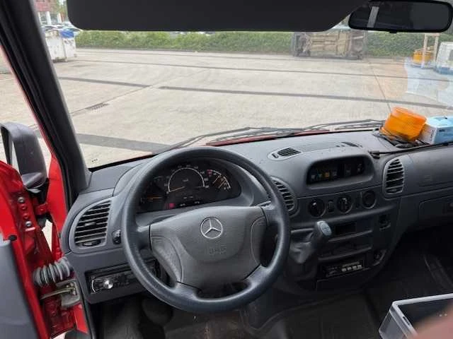 Mercedes-benz sprinter 413 cdi-e - 2003 - afbeelding 14 van  35