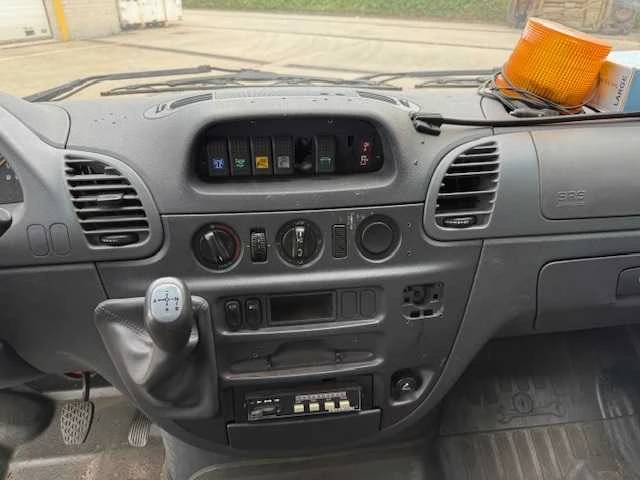 Mercedes-benz sprinter 413 cdi-e - 2003 - afbeelding 17 van  35