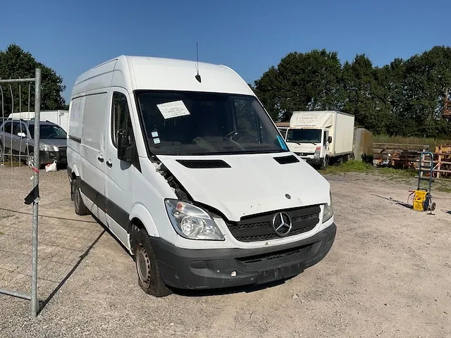 Mercedes-benz sprinter bedrijfswagen - afbeelding 2 van  9