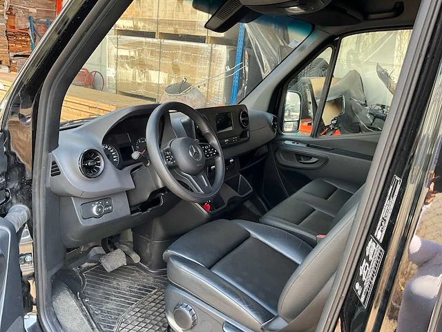 Mercedes-benz sprinter lichte vracht - afbeelding 13 van  39