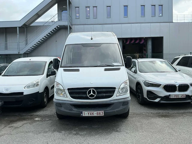 Mercedes-benz sprinter lichte vrachtwagen - afbeelding 2 van  7