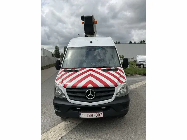 Mercedes-benz sprinter met versalift hoogtewerker opbouw - afbeelding 34 van  41