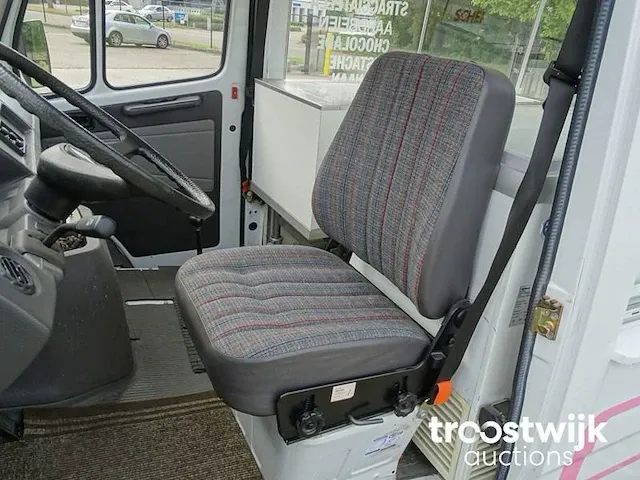 Mercedes-benz tn 308d 'ice cream truck' (36.000 km) - afbeelding 37 van  59