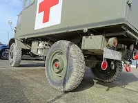 Mercedes-benz unimog (404) 'army ambulance' - afbeelding 4 van  46