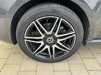 Mercedes-benz v 300 amg - 2021 - afbeelding 34 van  35