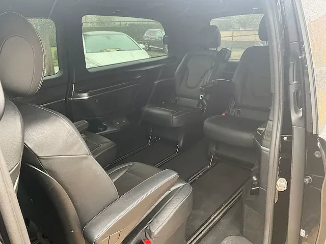 Mercedes-benz v 300d - 2019 - afbeelding 7 van  34