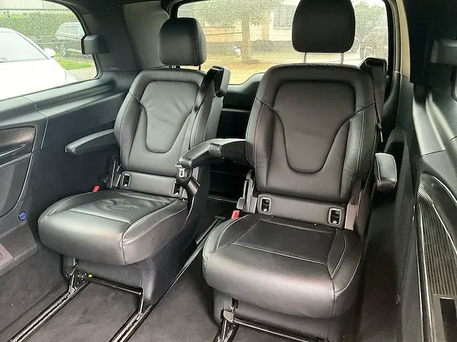 Mercedes-benz v 300d - 2019 - afbeelding 9 van  34