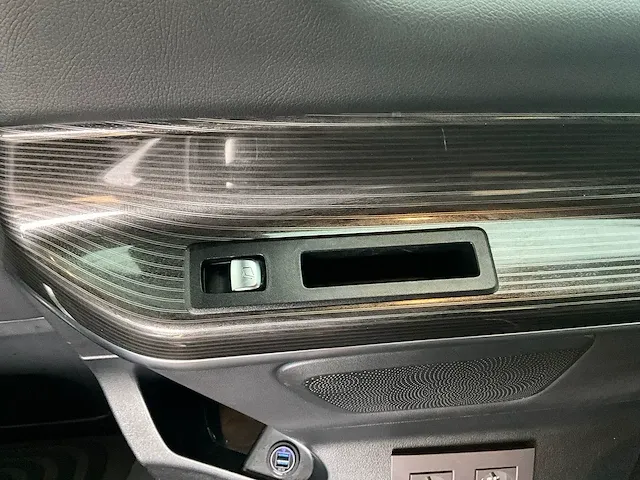 Mercedes-benz v 300d - 2019 - afbeelding 11 van  34