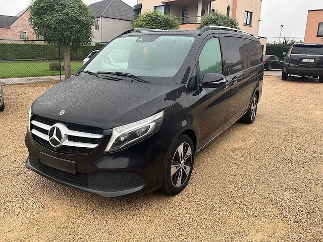 Mercedes-benz v 300d - 2019 - afbeelding 1 van  34
