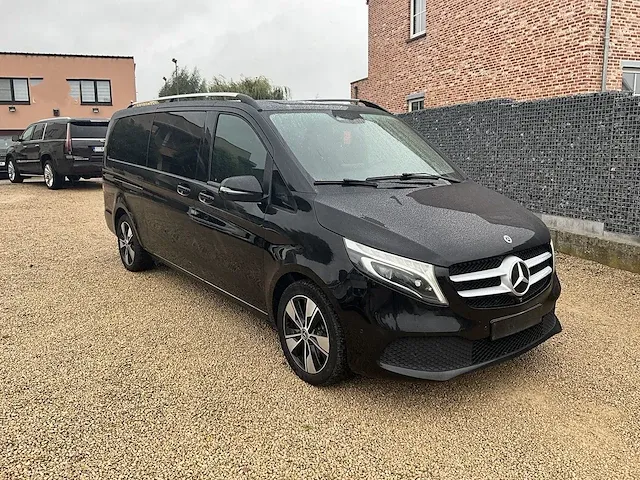 Mercedes-benz v 300d - 2019 - afbeelding 23 van  34