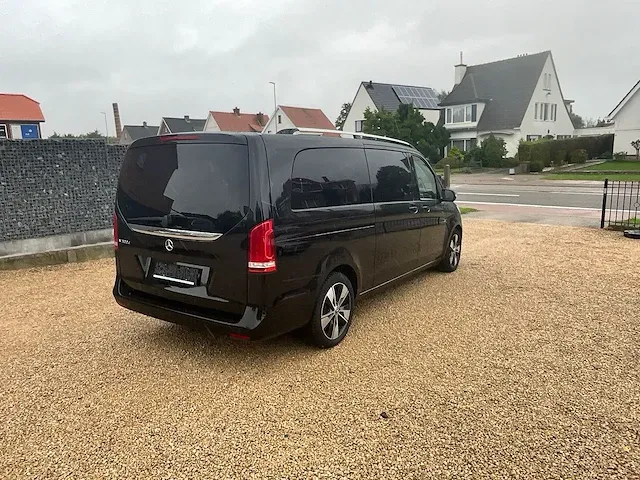 Mercedes-benz v 300d - 2019 - afbeelding 30 van  34