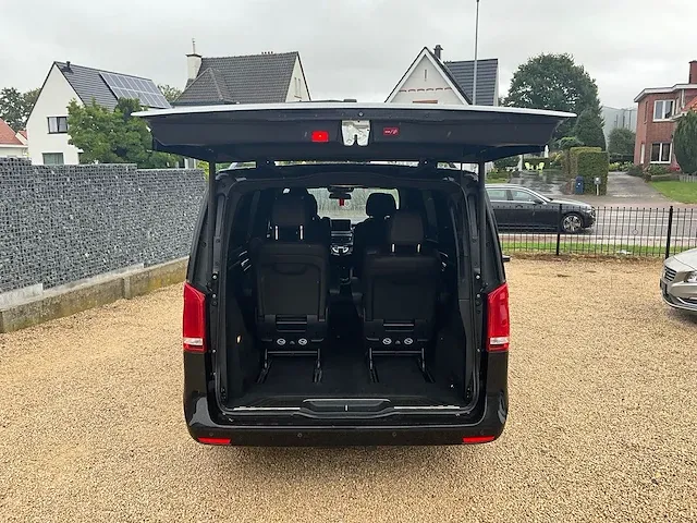 Mercedes-benz v 300d - 2019 - afbeelding 34 van  34