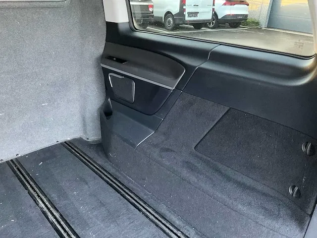 Mercedes-benz v-klasse bedrijfswagen - afbeelding 19 van  29
