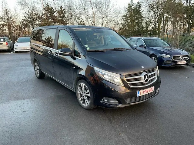 Mercedes-benz v-klasse bedrijfswagen - afbeelding 24 van  29