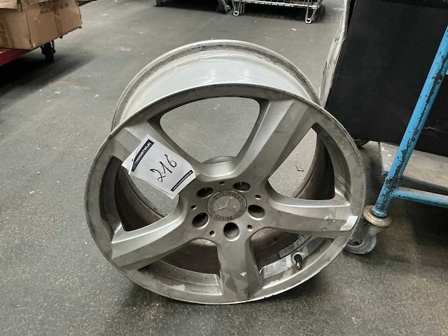 Mercedes-benz velg 4 x - afbeelding 1 van  4
