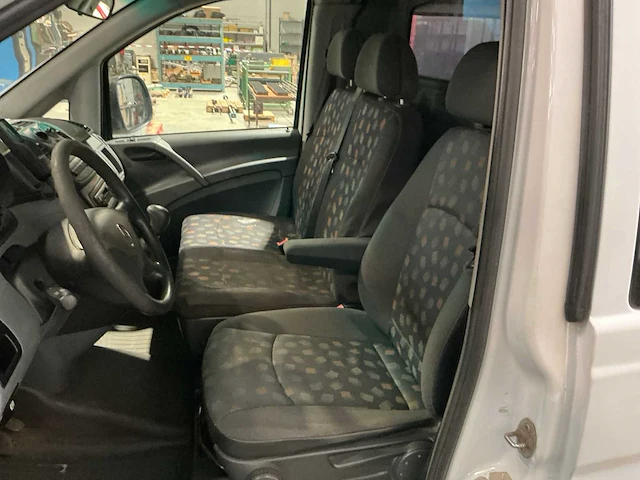 Mercedes-benz vito 111cdi-a bedrijfswagen - afbeelding 14 van  14