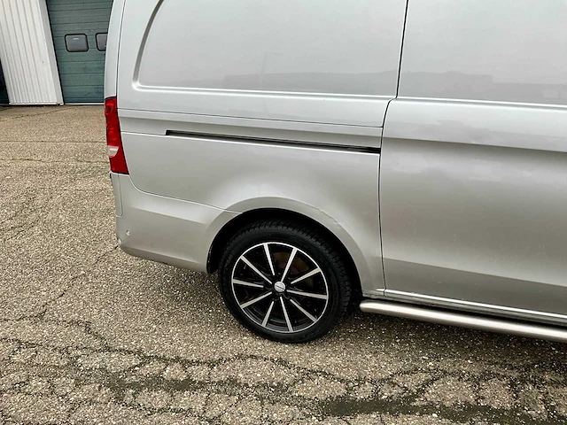 Mercedes-benz vito 114cdi 2017 automaat - afbeelding 11 van  35