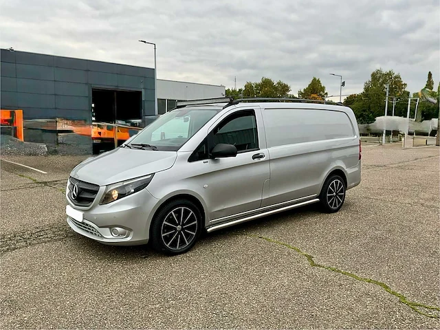 Mercedes-benz vito 114cdi 2017 automaat - afbeelding 1 van  35