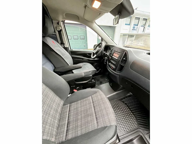 Mercedes-benz vito 114cdi 2017 automaat - afbeelding 20 van  35