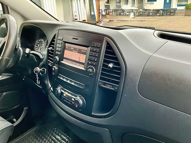 Mercedes-benz vito 114cdi 2017 automaat - afbeelding 21 van  35