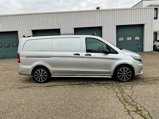 Mercedes-benz vito 114cdi 2017 automaat - afbeelding 23 van  35