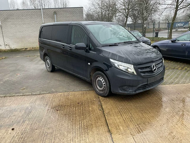 Mercedes-benz vito bedrijfswagen - afbeelding 4 van  24