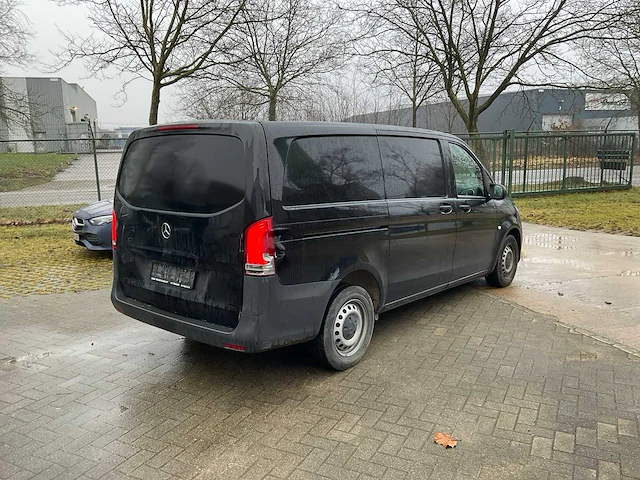 Mercedes-benz vito bedrijfswagen - afbeelding 6 van  24