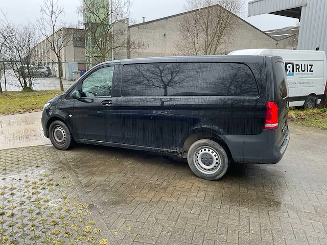 Mercedes-benz vito bedrijfswagen - afbeelding 9 van  24