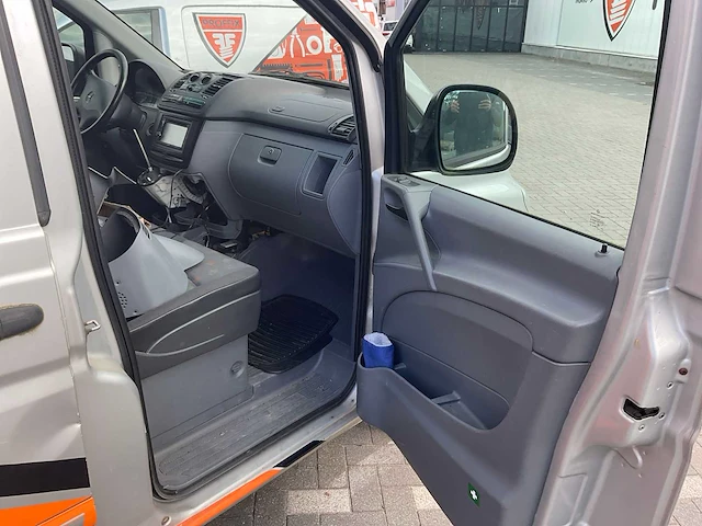 Mercedes-benz vito lichte vrachtwagen - afbeelding 6 van  27