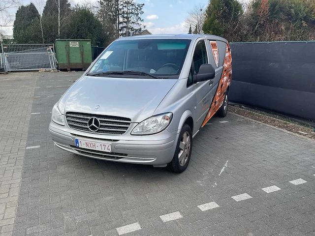 Mercedes-benz vito lichte vrachtwagen - afbeelding 21 van  27