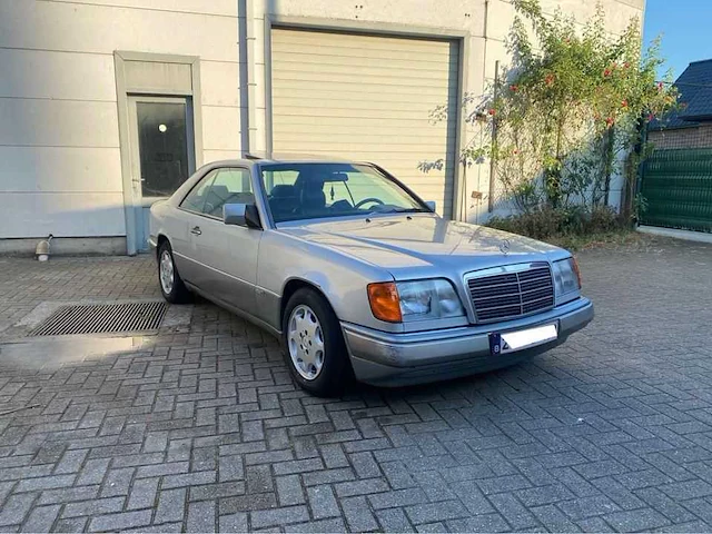 Mercedes-benz w124 230ce, 1991 - afbeelding 7 van  12