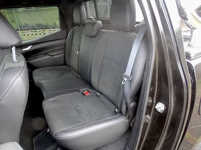 Mercedes-benz x350d v6 turbo - afbeelding 22 van  45