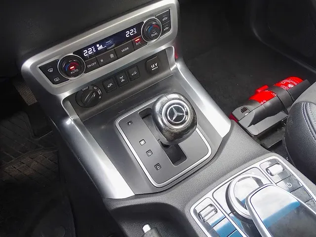 Mercedes-benz x350d v6 turbo - afbeelding 29 van  45