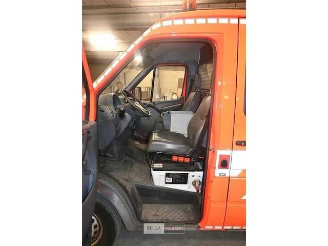 Mercedes brandweerwagen - afbeelding 7 van  33