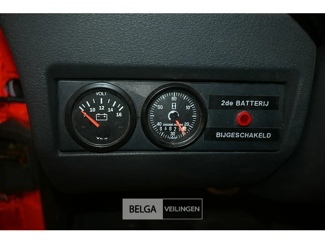 Mercedes brandweerwagen - afbeelding 13 van  33