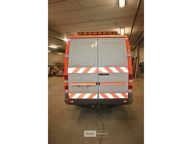 Mercedes brandweerwagen - afbeelding 24 van  33