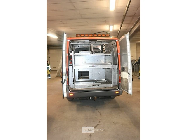 Mercedes brandweerwagen - afbeelding 26 van  33