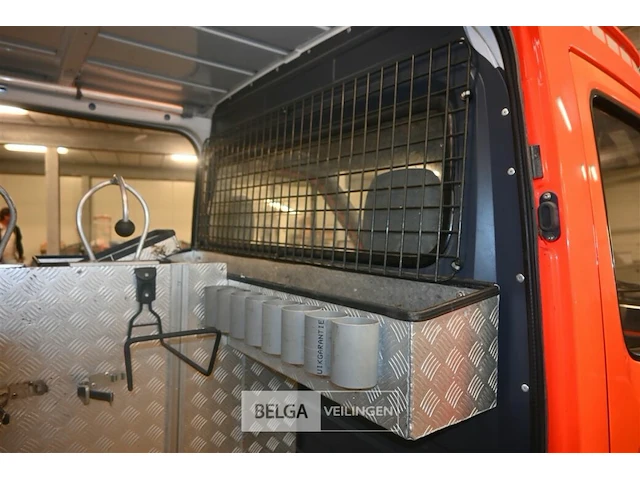 Mercedes brandweerwagen - afbeelding 31 van  33