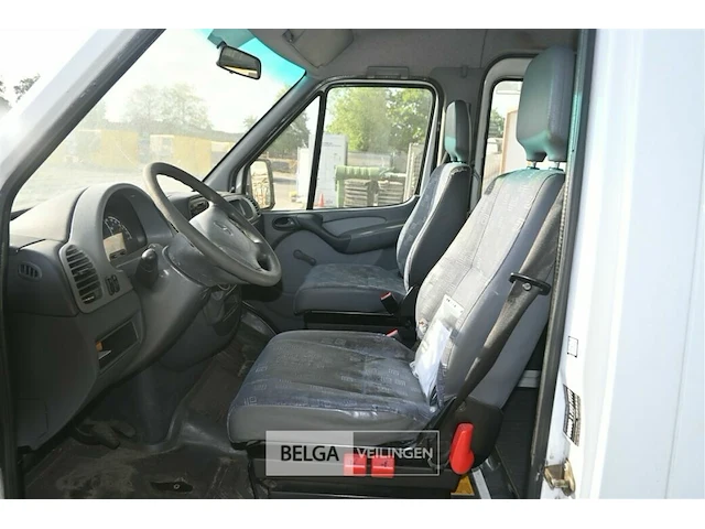 Mercedes bus - afbeelding 6 van  24