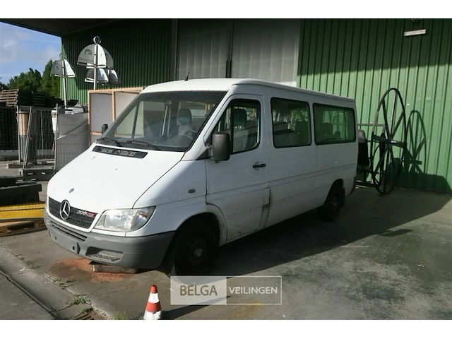 Mercedes bus - afbeelding 1 van  24