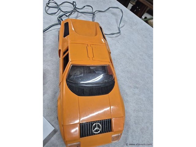 Mercedes c 111 - afbeelding 2 van  4