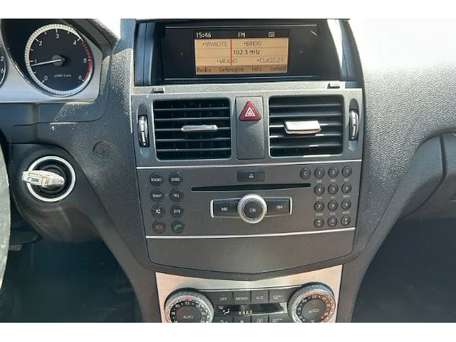 Mercedes c200 - afbeelding 6 van  30