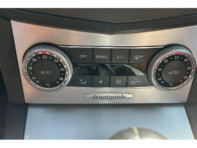 Mercedes c200 - afbeelding 8 van  30