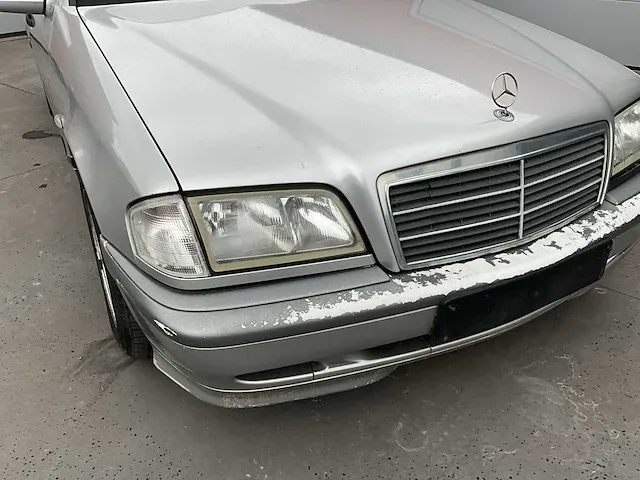 Mercedes c200 - afbeelding 3 van  37