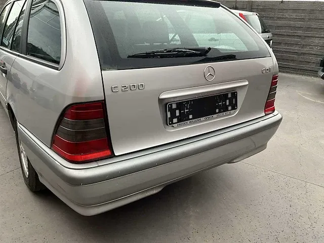 Mercedes c200 - afbeelding 8 van  37