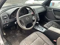 Mercedes c200 - afbeelding 13 van  37