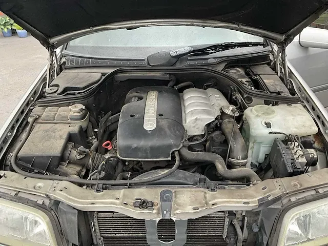 Mercedes c200 - afbeelding 22 van  37