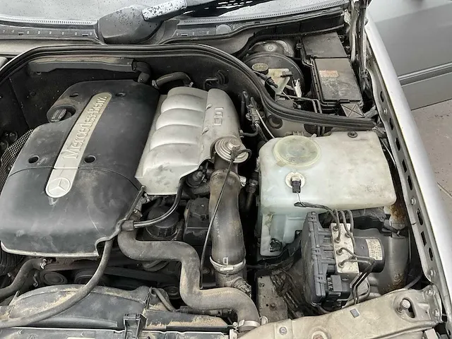 Mercedes c200 - afbeelding 24 van  37
