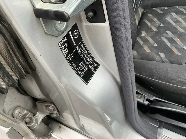 Mercedes c200 - afbeelding 26 van  37